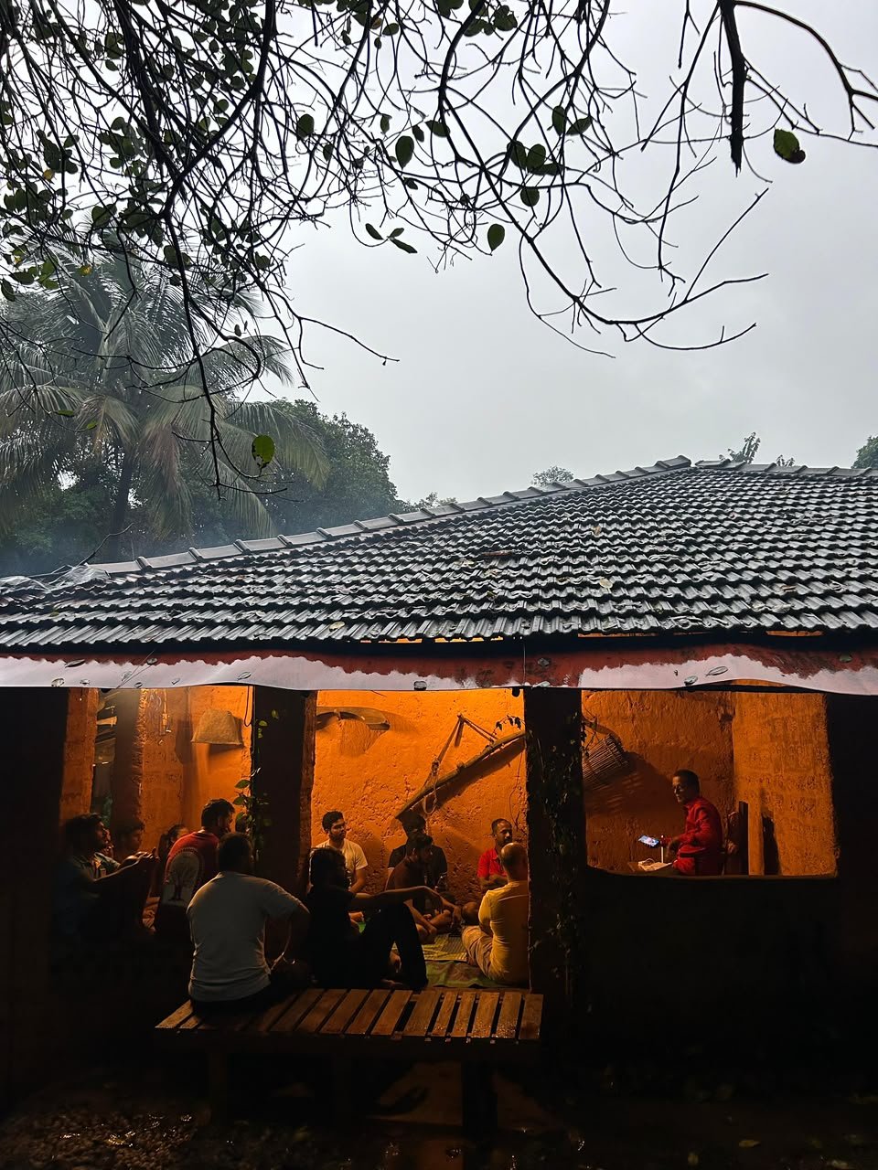 BAGAYATDAR  FARM  STAY