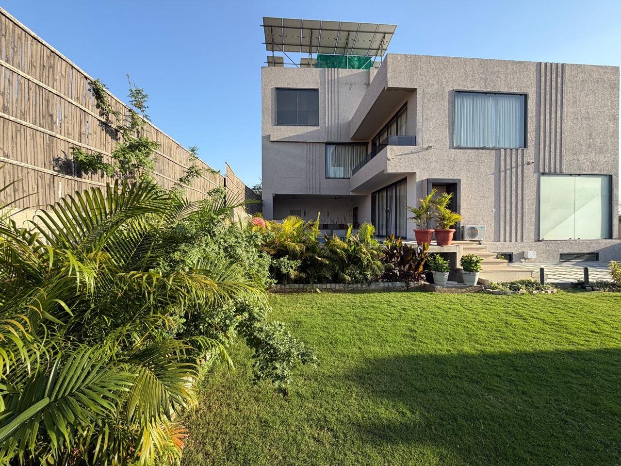 JDH  POOL  VILLA